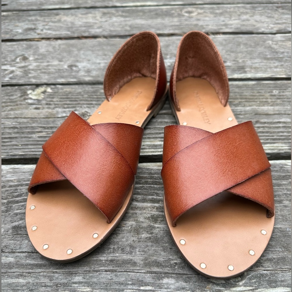 Cynthia Rowley Women’s Fiona Cognac Criss Cross Sandals 8.5